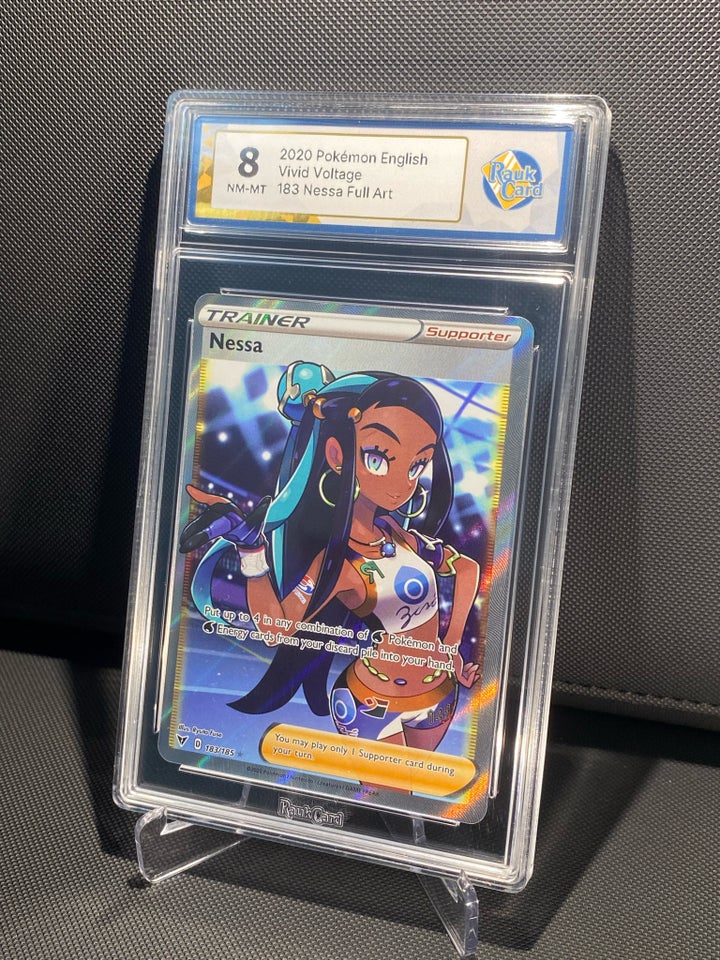 Samlekort Grade 8 Nessa FA Full Art