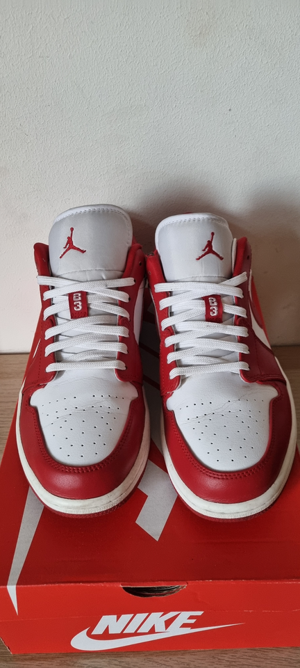 Sneakers, Jordan, str. 44