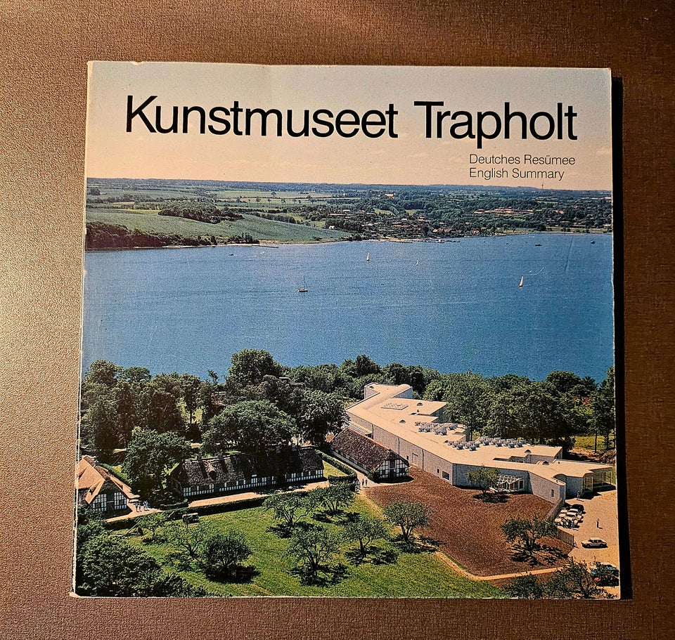 Kunstmuseet trapholt, emne: anden