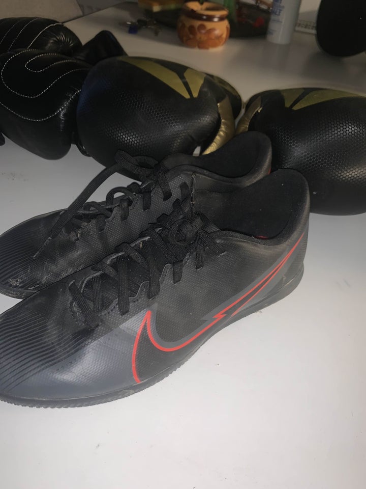 Fitnesssko, Nike Mercurial Vapor