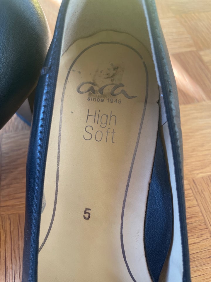 Pumps, str. 38, Ara High Soft