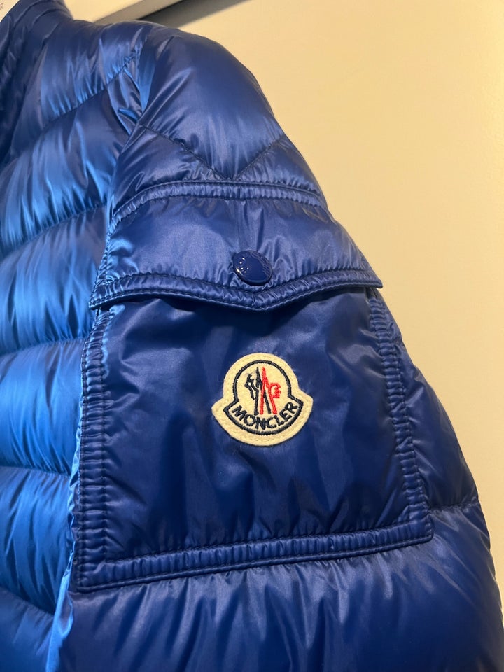 Vindjakke, str. M, Moncler