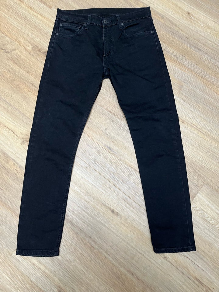 Jeans, Levis, str. 32