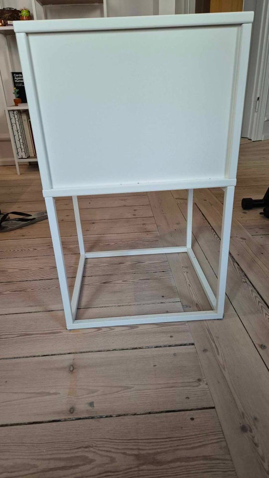 Sengebord, IKEA