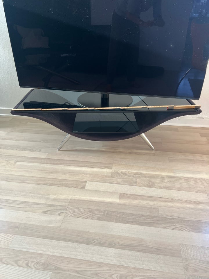 Tv bord glas b: 45 l: 118 h: 35