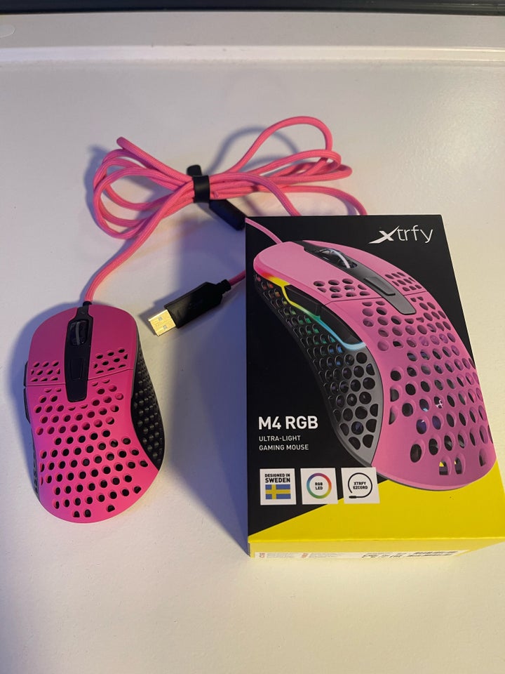 Mus Xtrfy M4 Pink