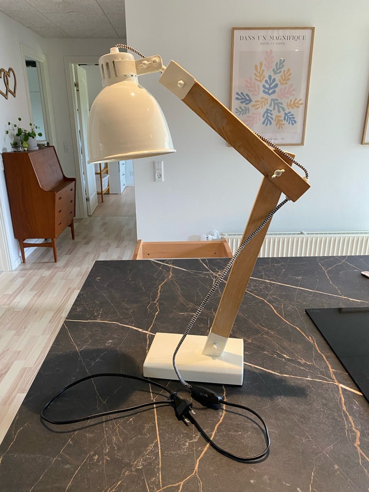 Skrivebordslampe