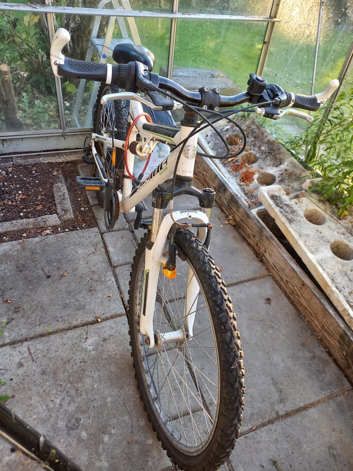 Drengecykel, mountainbike, 24