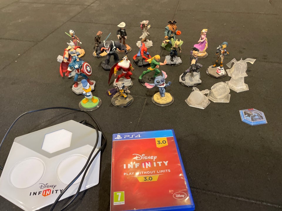 Disney infinity figure PS4