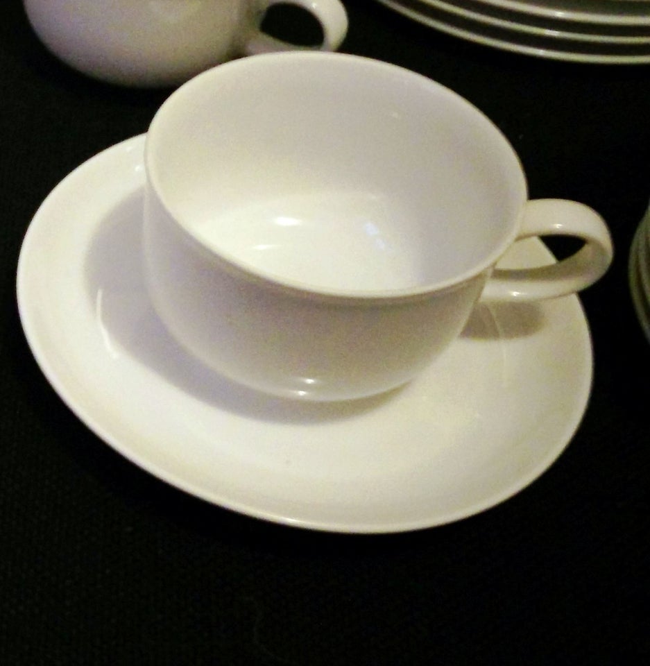 Porcelæn kaffekop m/underkop 1