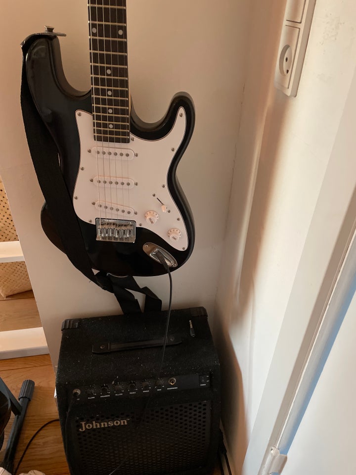 Elguitar, andet mærke Gear4music