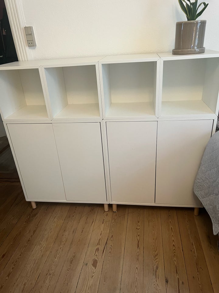 Andet skab, Ikea , b: 140 d: 35 h: 115