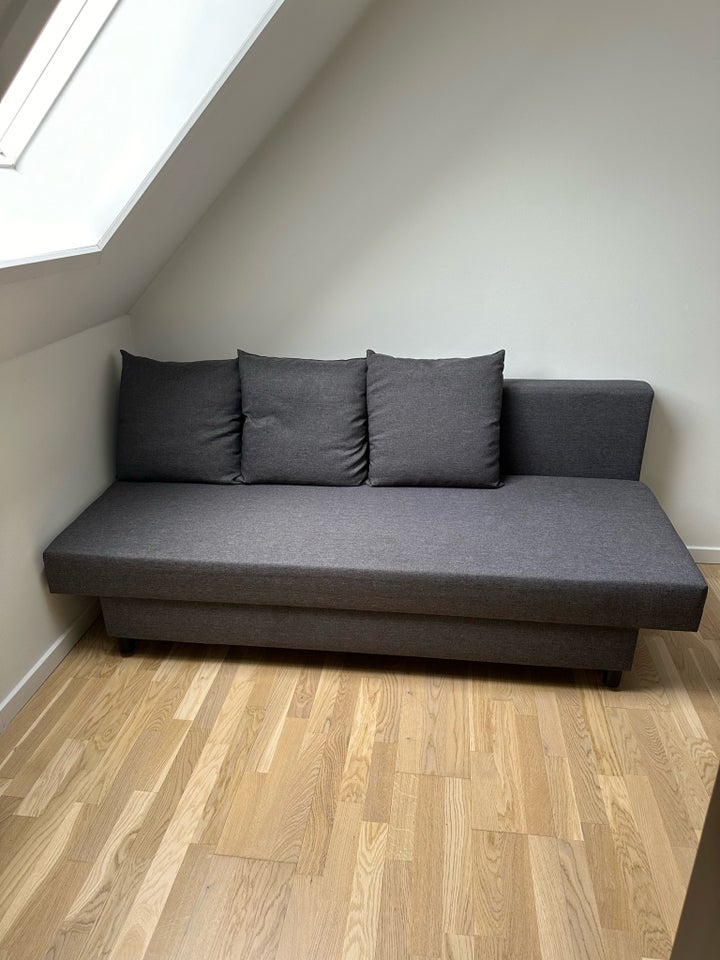 Sovesofa, Ikea , b: 135 l: 194 h: 42