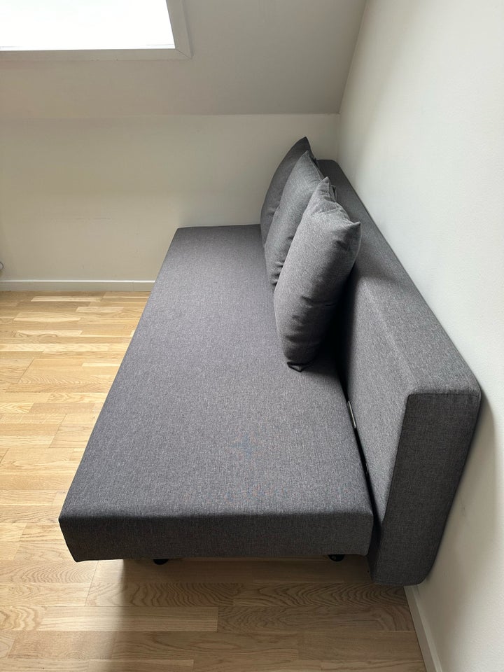 Sovesofa, Ikea , b: 135 l: 194 h: 42