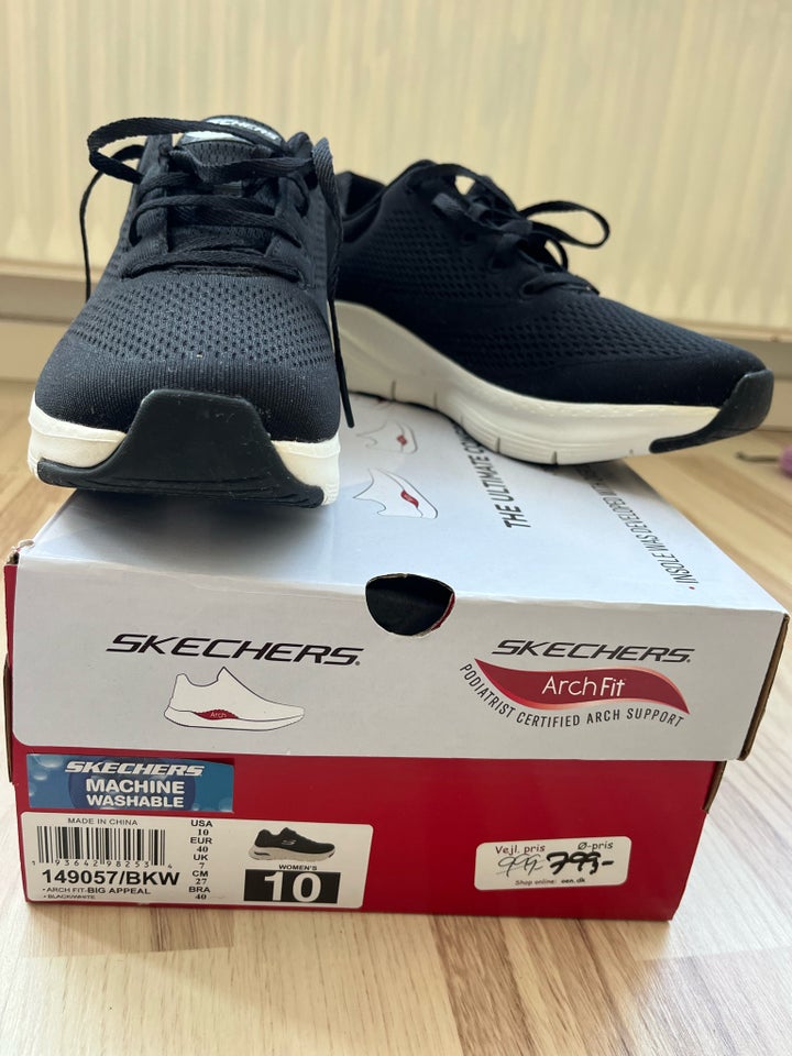 Sneakers, str. 40, Skechers