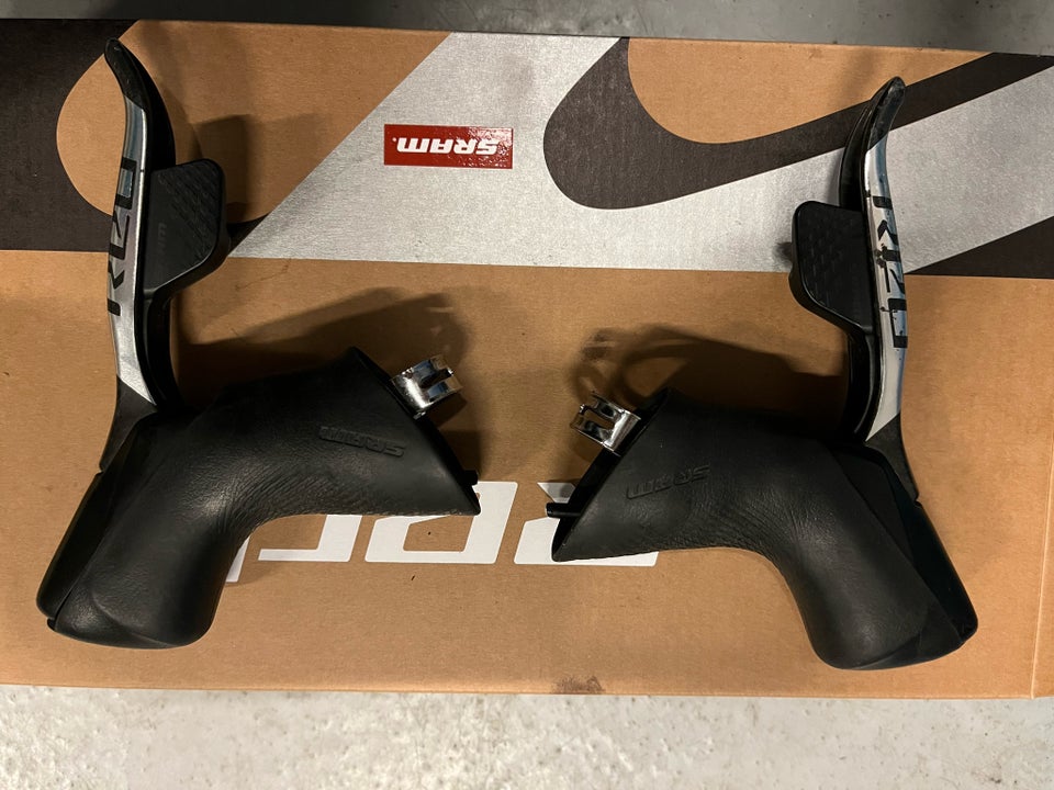 Andet, Sram Red Etap AXS HRD flat