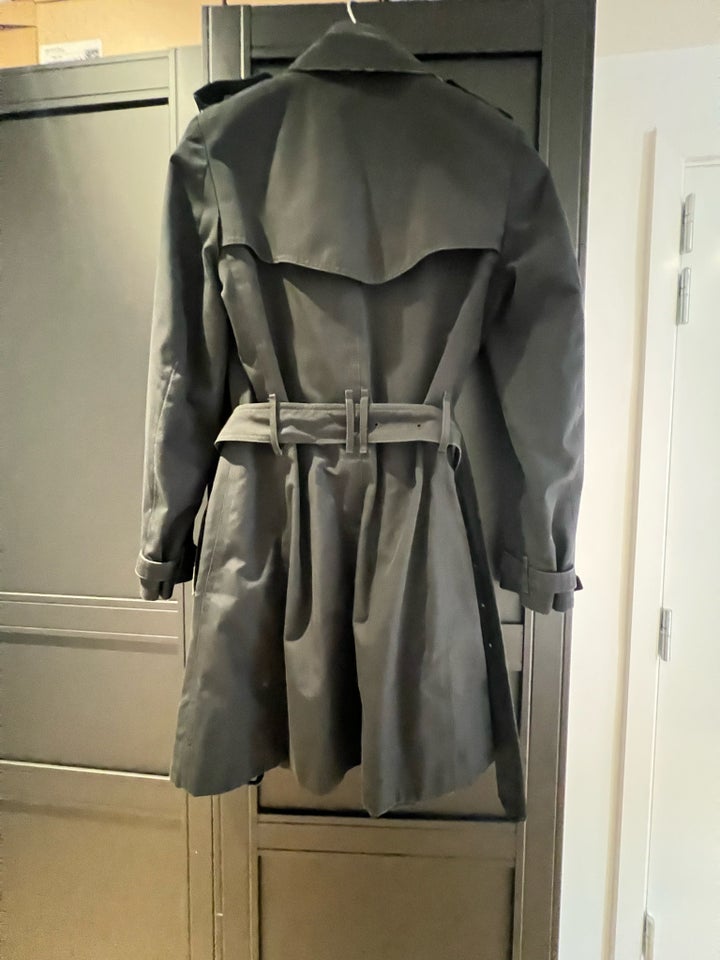 Trenchcoat, str. 34, Burberry