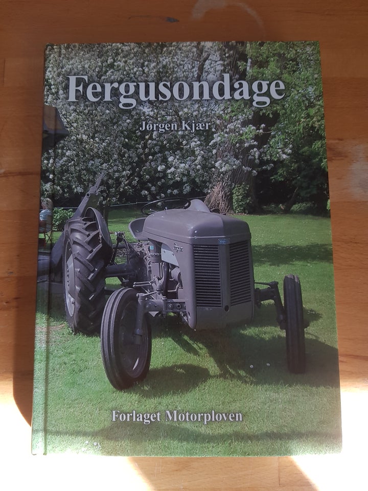 Fergusondage, Jørgen Kjær, emne: