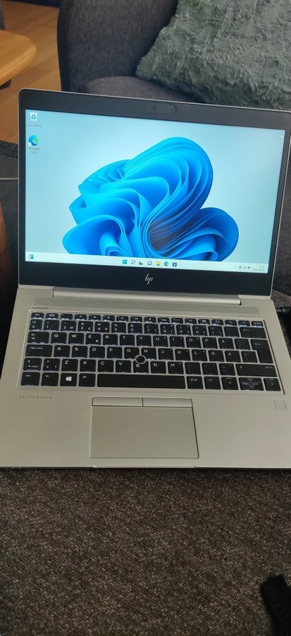 HP Elitebook 735 G5 AMD Ryzen 5 Pro 2500U 8 GB 256GB NVME