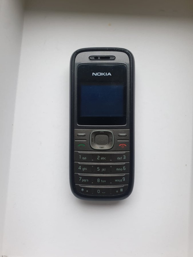 Nokia 1208