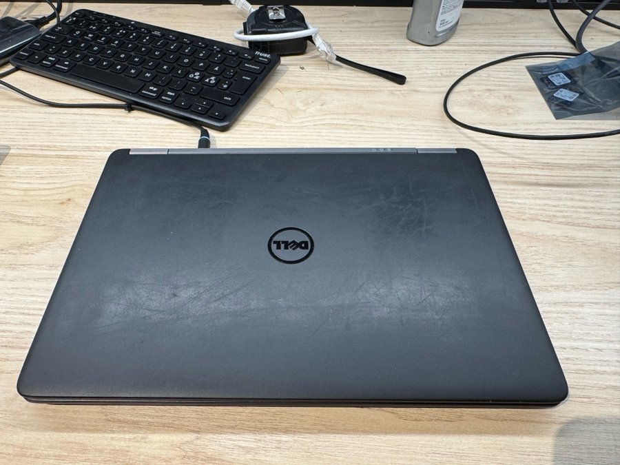 Dell Latitude E7250 , 12” skärm / 8 Gb / 240 Gb SSD / Win 10