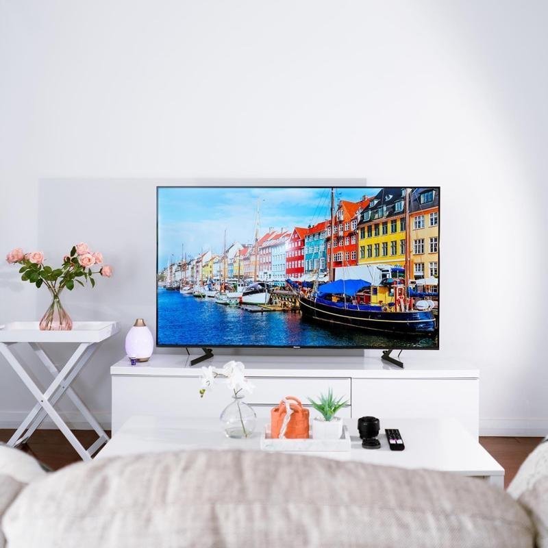 55" UHD 4K Hisense HD TV