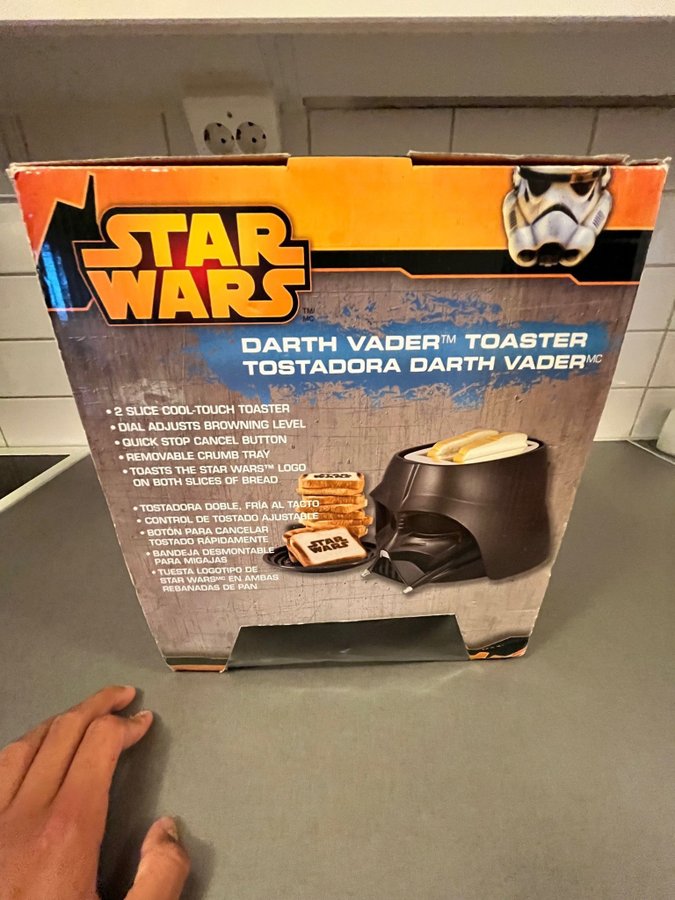 Darth Vader Toaster