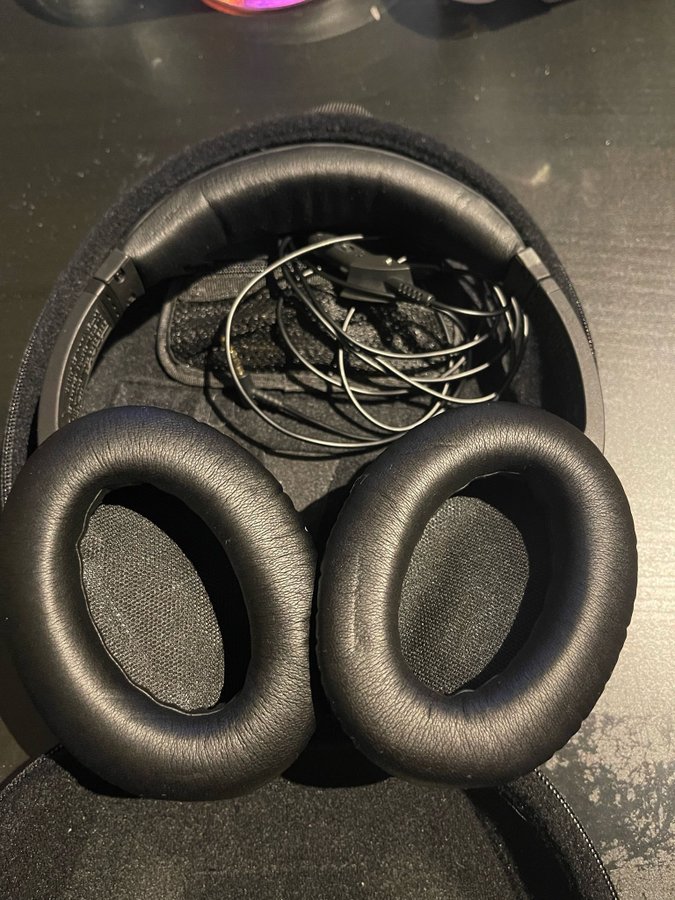 QuietComfort® 15 Acoustic Noise Cancelling® hörlurar