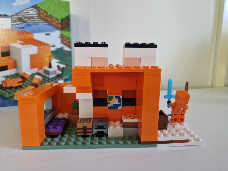 LEGO Minecraft Rävstugan 21178 KOMPLETT