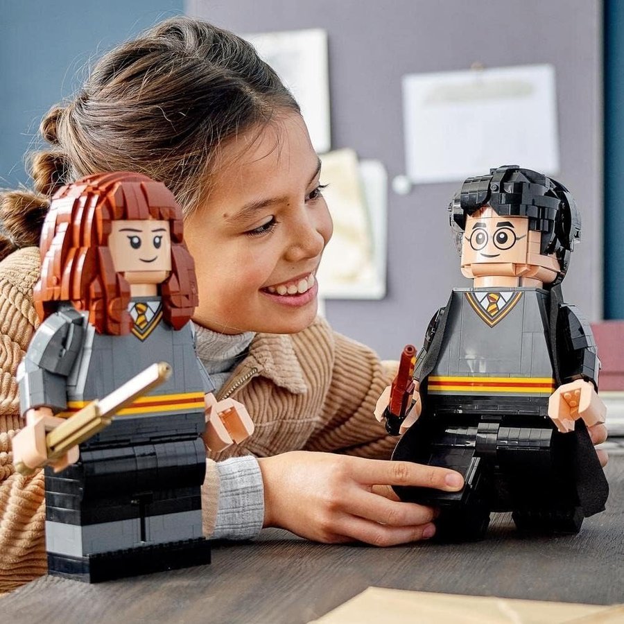 LEGO 76393 Harry Potter  Hermione Granger, ( oanvänd ) Obruten förpackningar.