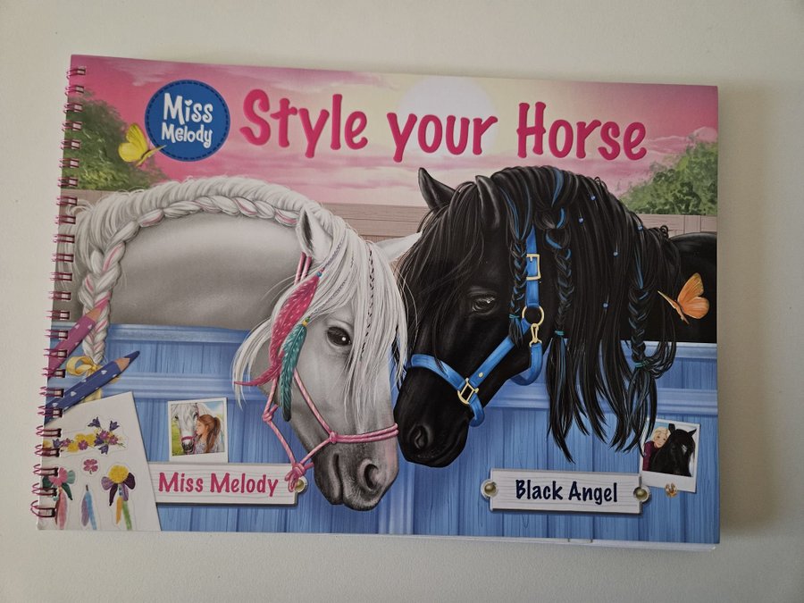 Style your horse, målarbok med gnuggmärken, oanvänd