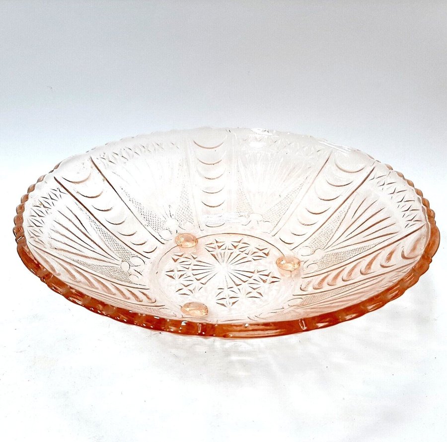 Mid Century colored glass fruit bowl, pink glass(12.4)