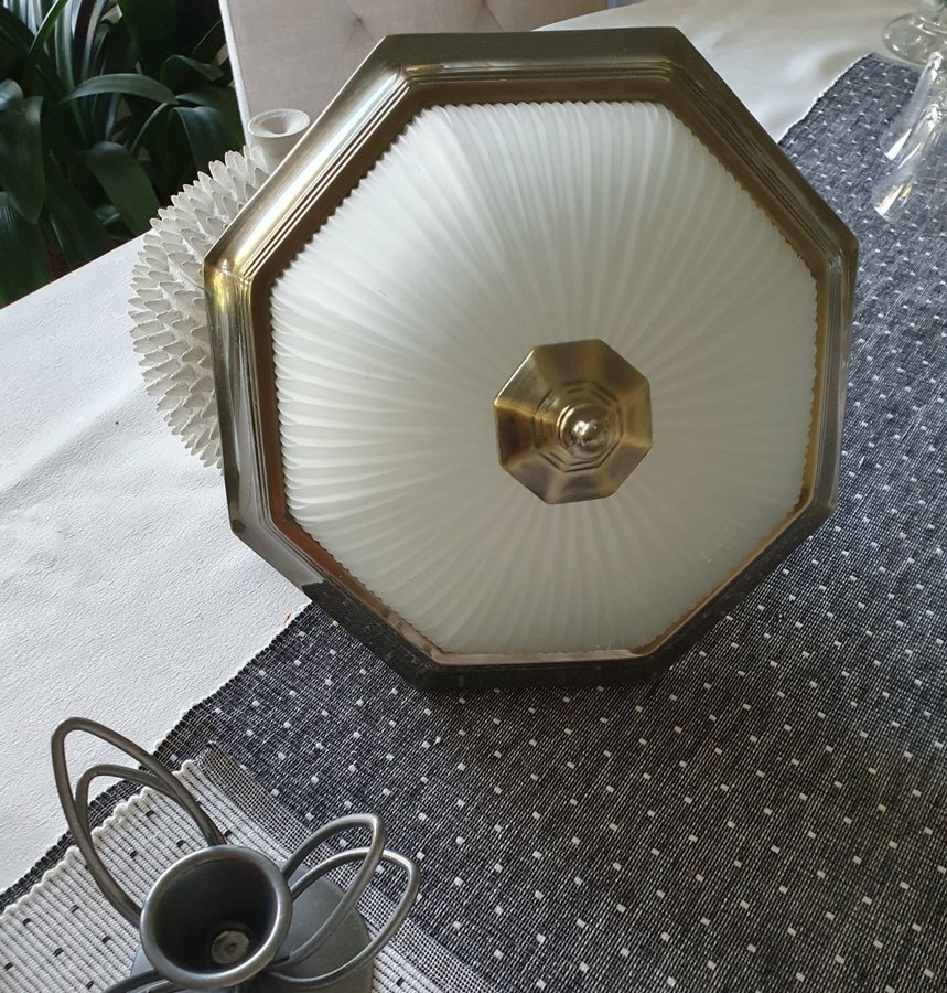 Retro taklampa