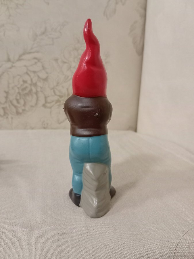 Äldre tomte i terrakotta 15,5 cm hög vintage