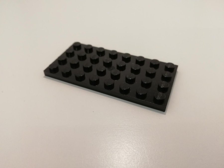 Lego - platta - plate - 4x8 - part 3035 - svart