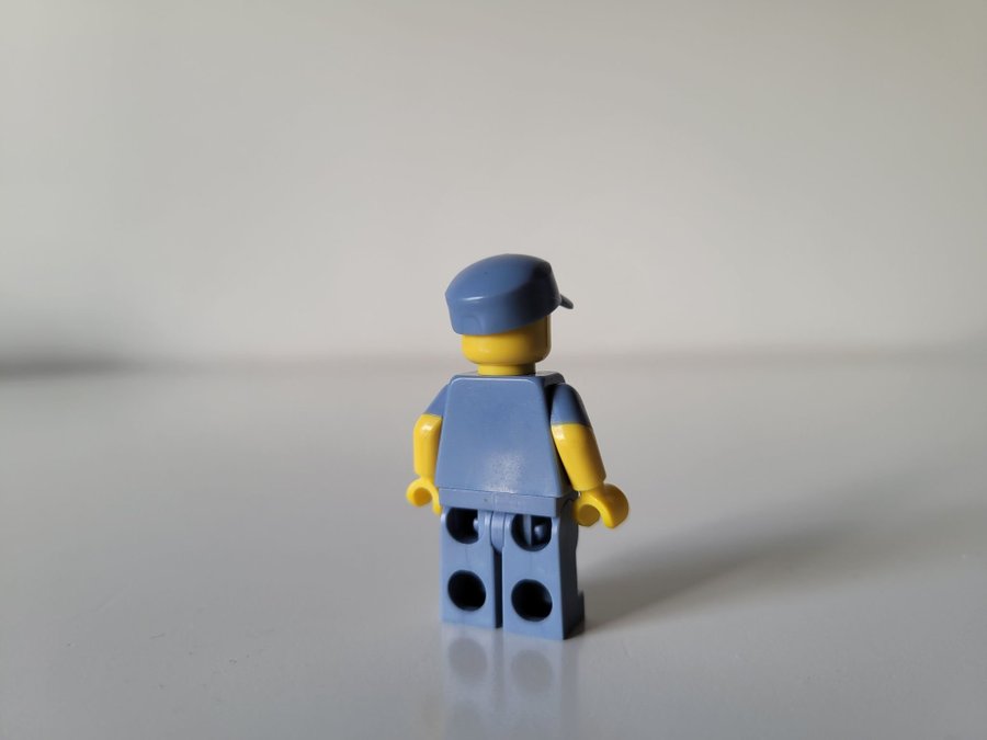 Lego - Janitor, Series 15 - col236 - Minifigur