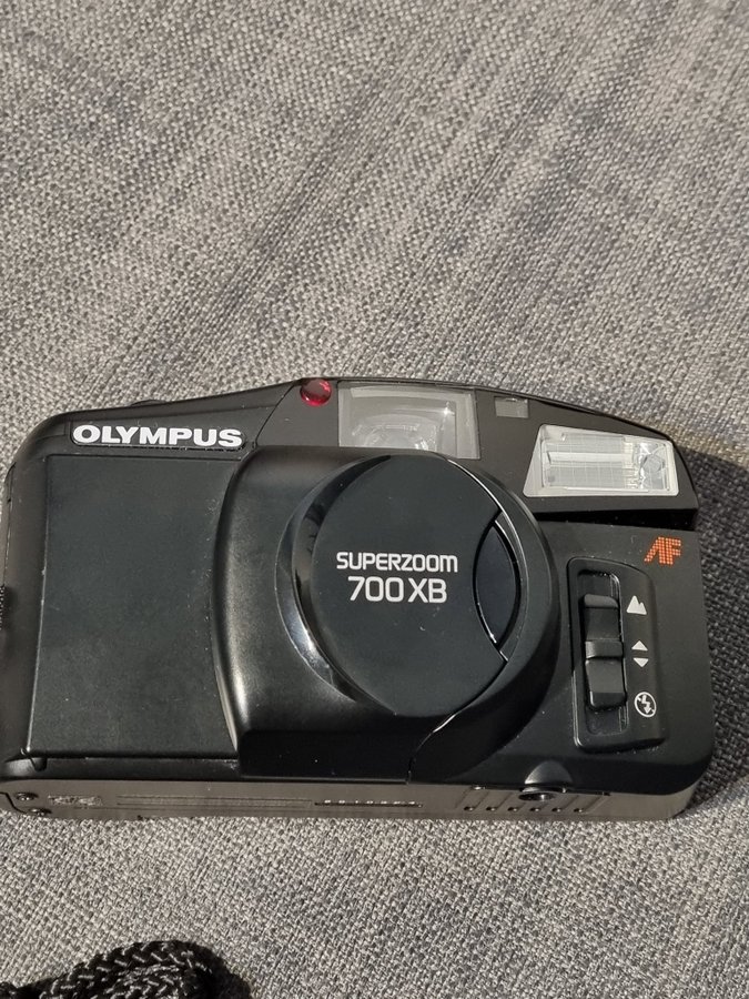 Olympus Superzoom 700 XB