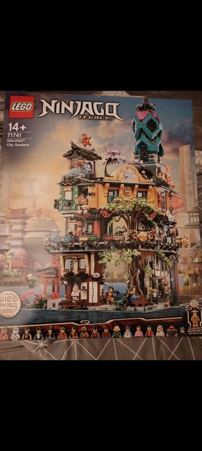 LEGO Ninjago City Gardens 71741