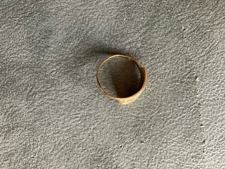 Förgylld ring