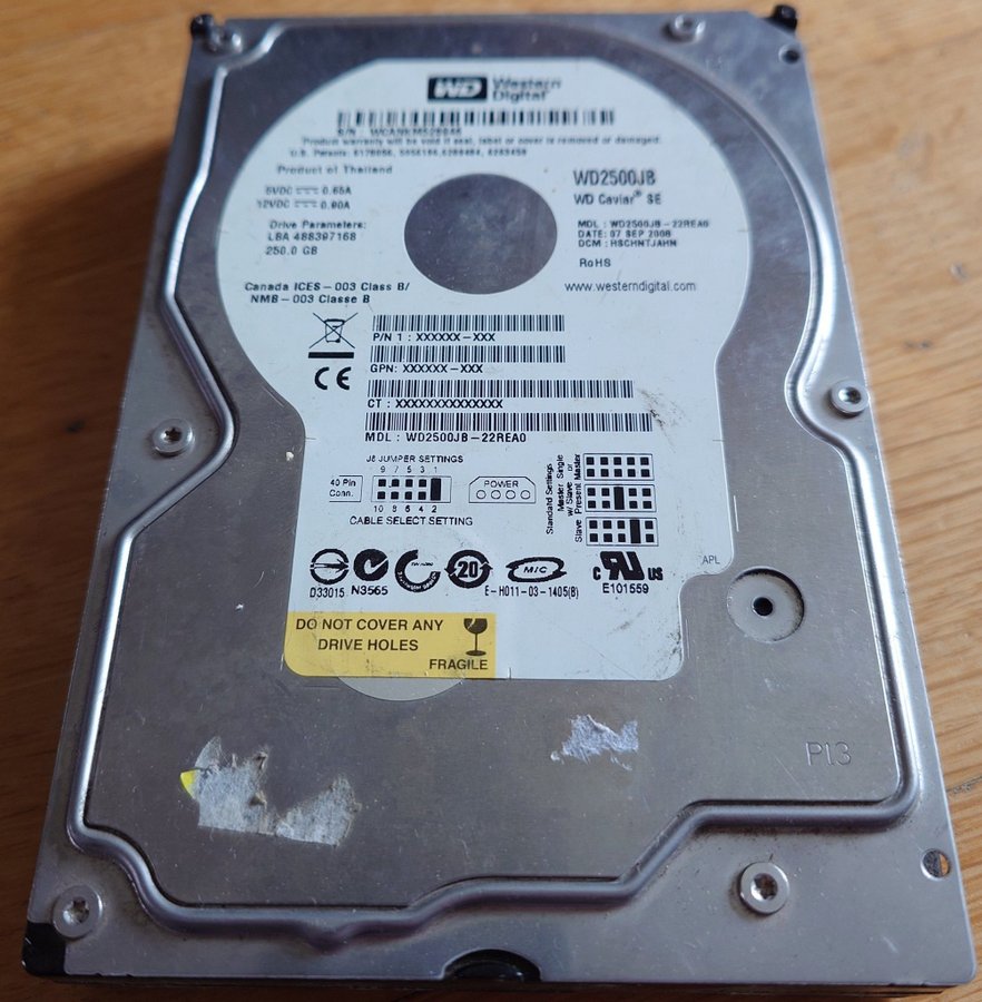 1x 250GB IDE Western Digital drive