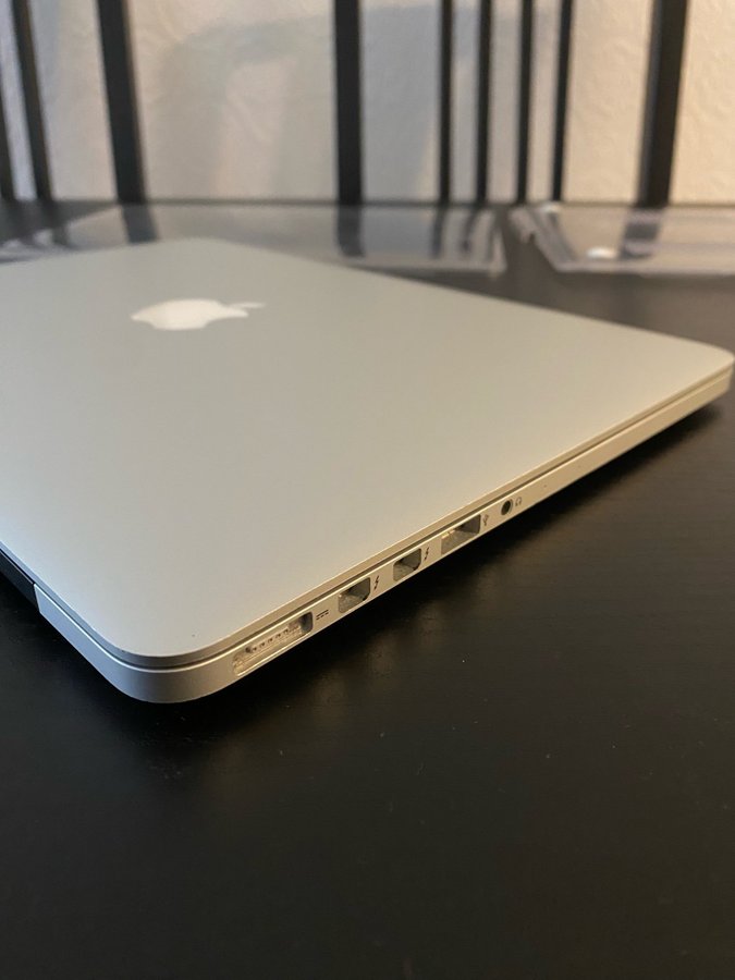 Apple MacBook Pro (Retina13-inch i5 16GB Mid 2014)