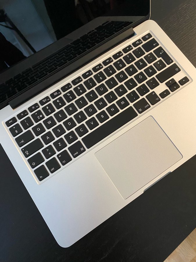 Apple MacBook Pro (Retina13-inch i5 16GB Mid 2014)