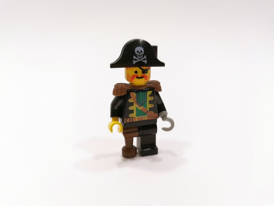 Lego - minifigur - pirates - sjörövare - kapten red beard - pi055 - svart