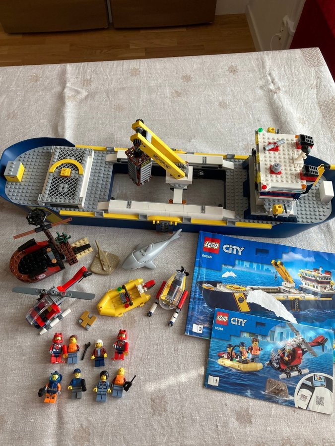 LEGO City 60266 Havsforskningsfartyg från år 2020