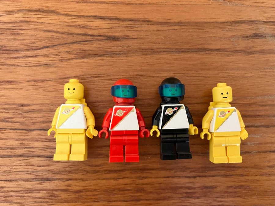 LEGO Space: Futuron "4st minifigs"