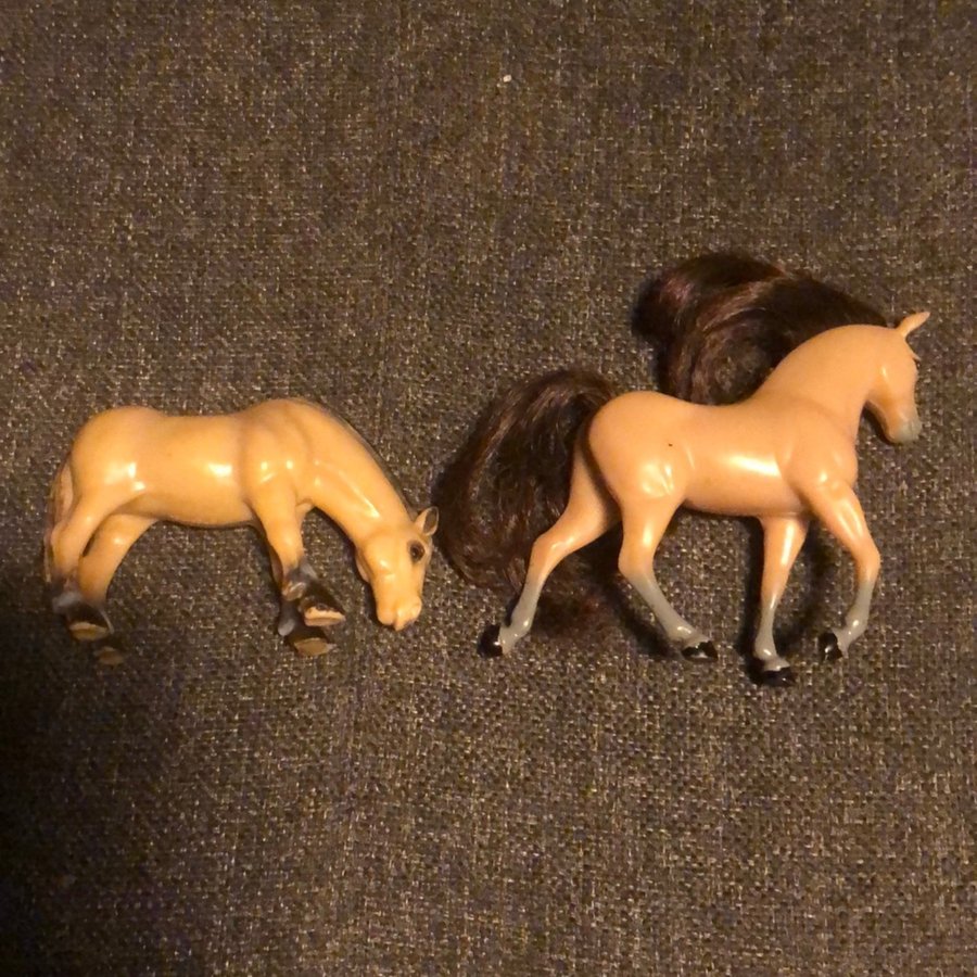 2 Horse Toys - Perfect for Playtime Fun - Vintage Collector's Item