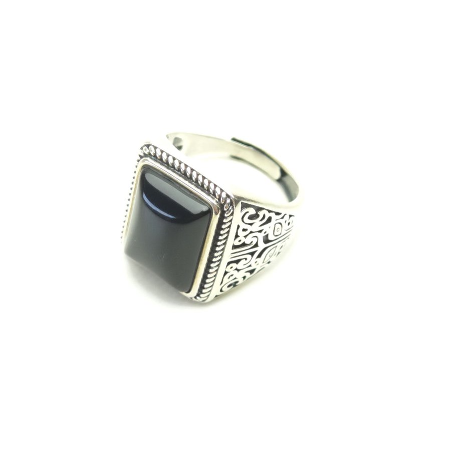 Moderne sterling sølv herrering med sort onyx sten