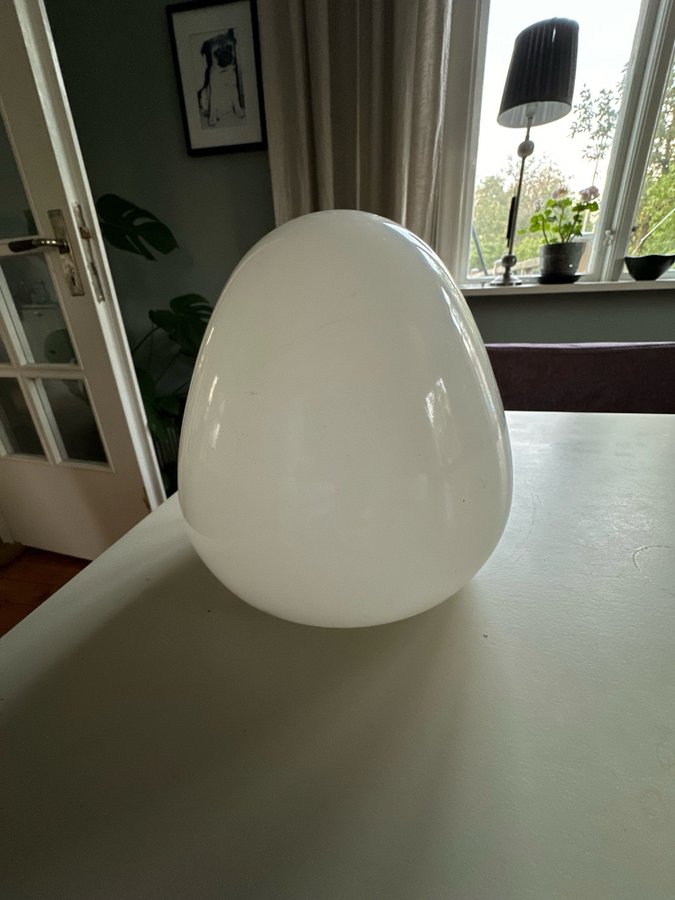 Vit lampkupa opal bauhaus Lindner Wilhelm Wagenfeld vintage retro antik lampa