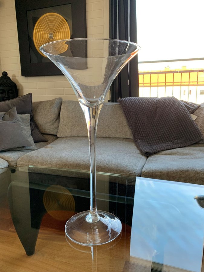 Halv meter "GIANT" Martini glas från Sandra Rich - Handmade glas