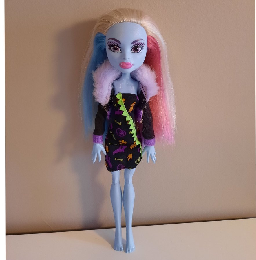 Monster High - Abbey Bominable - 2008/2010 Mattel